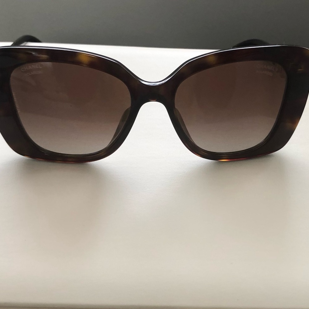 NWT CHANEL 2025 Cat Eye Sunglasses